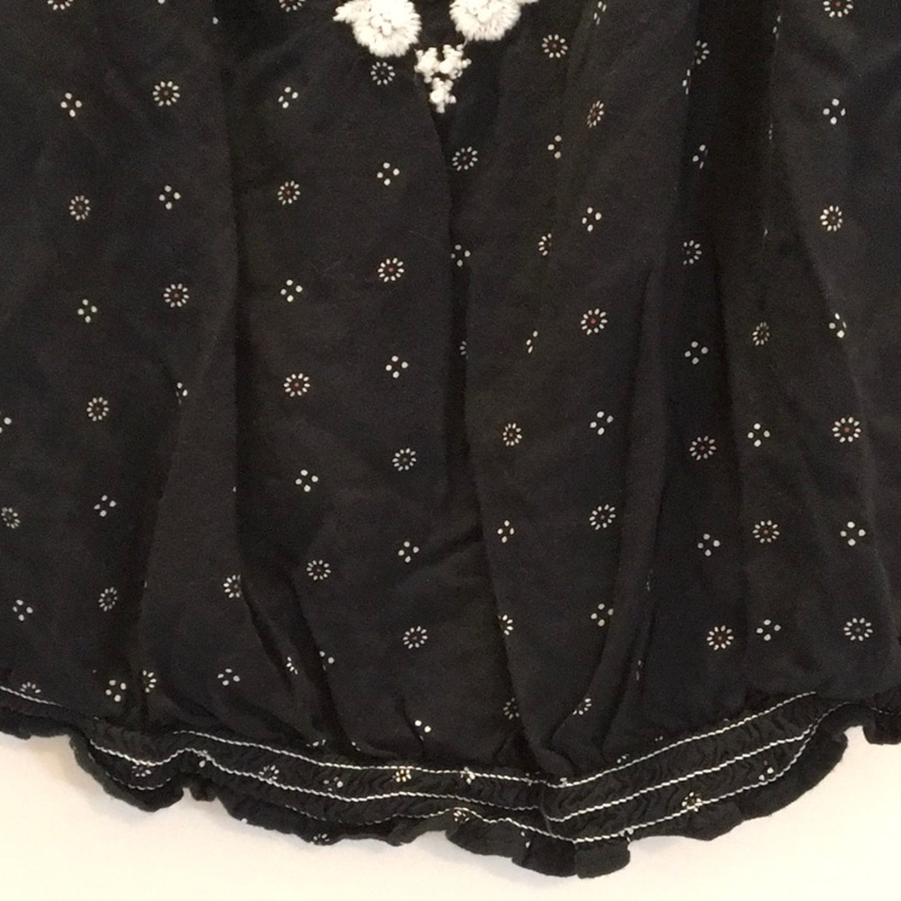 ABERCROMBIE KIDS VISCOSE Peasant SS Navy top 7/8 - Picture 4 of 8